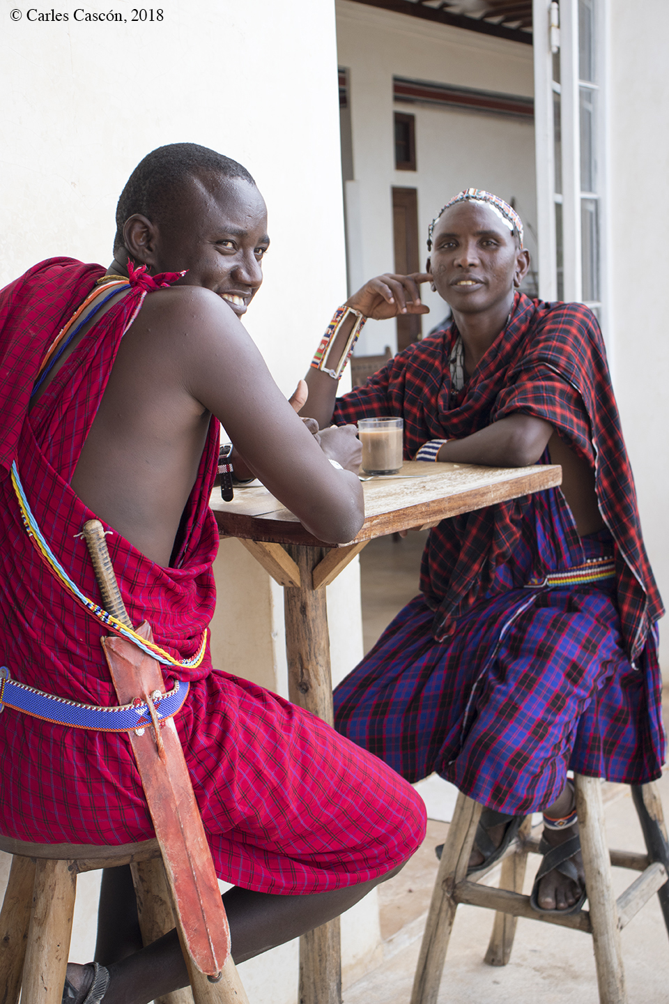 Tea time, masais en Shela